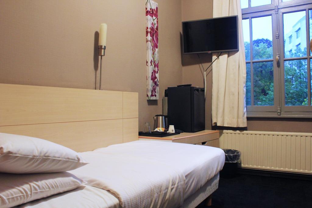 Story' Inn Brussels Bilik gambar
